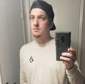 Meet your Posher, Corey